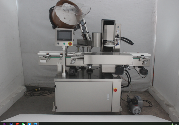 Automatic Bottle Vacuum Capping Machine